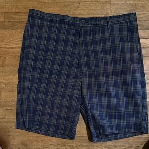 Chaps Men's Plaid Shorts - Black and Green